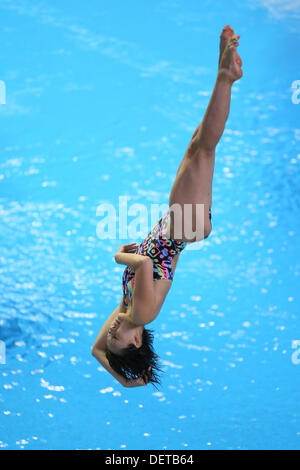 Tokio, Japan. 23. September 2013. Yuka Mabuchi, 23. September 2013 - Tauchen: Alle Japan Tauchen Meisterschaft Damen 1 m Sprungbrett Finale bei Tatsumi International Swimming Pool, Tokio, Japan.  (Foto von YUTAKA/AFLO SPORT) Stockfoto