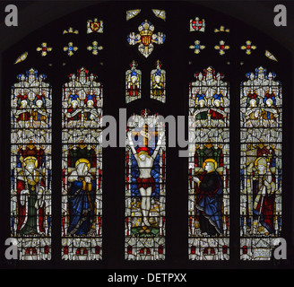 Ostfenster von Kempe und Firma. Kirche des Heiligen Edmund. Kessingland, Suffolk, England, Vereinigtes Königreich, Europa. Stockfoto