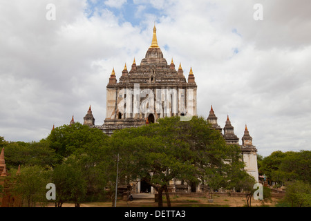 Thatbyinnyu Tempel in Old Bagan. Stockfoto