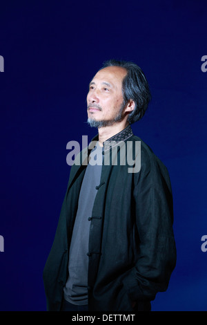 Edinburgh International Book Festival 2013 Porträt Ma Jian im Charlotte Square Garden. Ma Jian wurde in Qingdao, Shandong geboren. Stockfoto