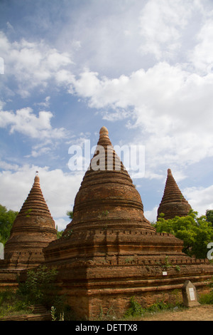 Gubyaukgyi und Myazedi Tempel im Bereich Myinkaba von Bagan, Myanmar. Stockfoto