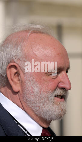 Brighton, UK. 24. September 2013. Labour Party Conference, Brighton, England. 24.09.2013. Frank Dobson MP Stockfoto