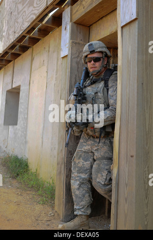 Fallschirmjäger, das 2. Bataillon, 325. Airborne Infanterie-Regiment, 2nd Brigade Combat Team, 82nd Airborne Division, zugewiesen c Stockfoto