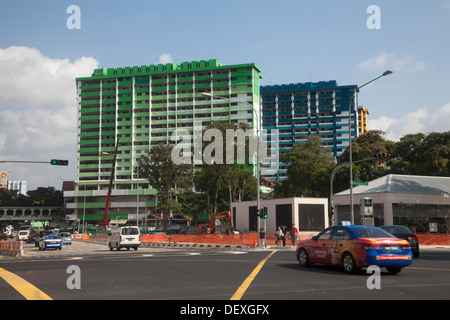 Bunte Gebäude Straßenverkehr Singapur Asien gebaut Konstrukt malen Bilder groß angelegte Kunst künstlerische Leinwand grün verschiedene Stockfoto