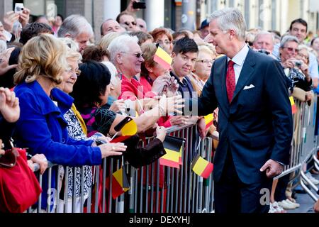 Hasselt, Belgien. 24. September 2013. Besuchen König Philippe (Filip) und Königin Mathilde Hasselt während ihrer Tournee durch Belgien als neuen König und Königin, 24. September 2013. Foto: Dpa/Patrick van Katwijk/Alamy Live News Stockfoto