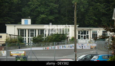 Llanbadarn, Aberystwyth, Großbritannien. 25. September 2013. Eltern der 114 Schüler in der Grundschule St Padarn, Llanbadarn Aberystwyth, wurden gewarnt, achten Sie auf die Symptome der Meninigits, nachdem ein Schüler in der Schule mit der Krankheit diagnostiziert wurde.  Aberystwyth Wales UK, Mittwoch, 25. September 2013 Photo Credit: Keith Morris/Alamy Live-Nachrichten Stockfoto