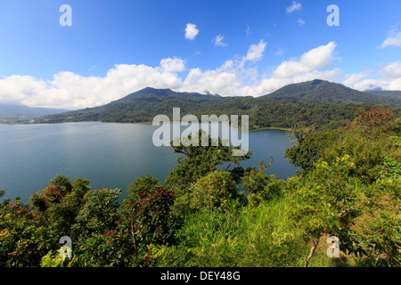 Indonesien, Bali, Mittelgebirge, Munduk, Danau Buyan See Stockfoto