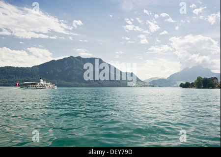 Raddampfer, Weggis, Vierwaldstättersee, Kanton Luzern, Schweiz, Europa Stockfoto