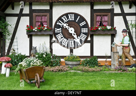 Größte Kuckucksuhr der Welt, Schonach, Schwarzwald, Baden-Württemberg Stockfoto