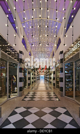 Luxuriöse Einkaufspassage Galleria, Grosse Bleichen, Bezirk Neustadt, Hamburg Stockfoto