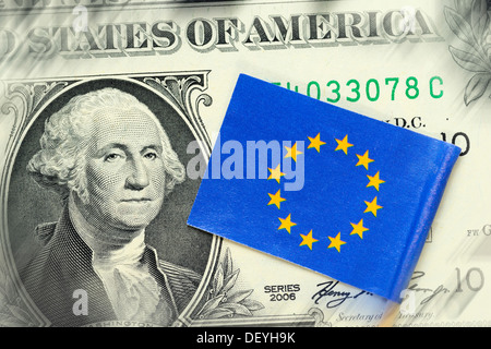 Flagge der EU für einen Dollar, symbolische Foto Freihandelszone zwischen den USA und der EU Stockfoto