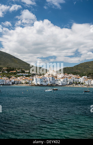 Dorf am Meer, Cadaques, Costa Brava, Katalonien, Spanien Stockfoto