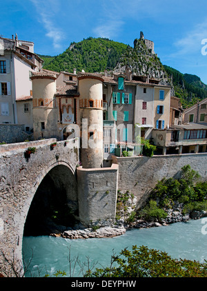 Mittelalterliche Stadt Entrevaux, gestärkt durch Vauban Frankreich Alpes de Haute Provence-Zitadelle Stockfoto