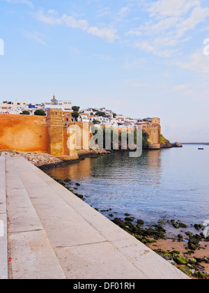 Schützenden Mauern der Kasbah von Udayas auf der alten Medina in Rabat, Marokko, Afrika Stockfoto