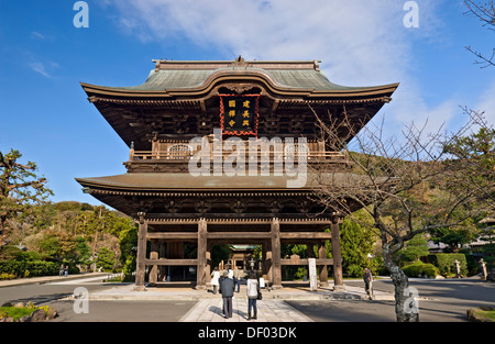 Japan Kencho-ji Tempel, Kamakura, Japan Sanmon-Tor hindurch (1754). Stockfoto