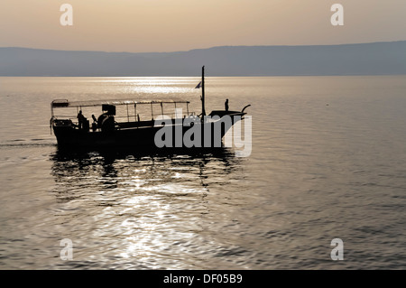 Angelboot/Fischerboot am See Genezareth oder See Genezareth, Tiberias, Israel, Naher Osten, Südwestasien, Asien Stockfoto