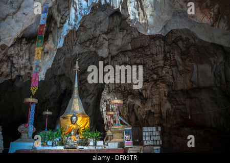 Tempel Wat Tham Pla oder Monkey Cave Tempel, Region Mae Sai, Chiang Rai Provinz, Nord-Thailand, Thailand, Asien Stockfoto