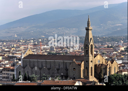 Panoramablick auf die Stadt mit der Kirche Santa Croce, Blick vom Monte Alle Croci, Berg der Kreuze, Florenz, Toskana, Italien Stockfoto