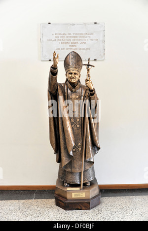 Papst Johannes Paul II Memorial, Kirche San Martino Vescovo, Burano, Venedig, Veneto, Italien, Europa Stockfoto