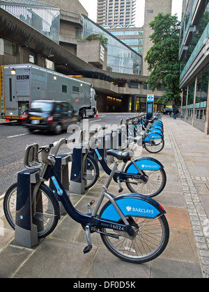 Fahrrad Verleih Station, Barbican, City of London, England, Vereinigtes Königreich Stockfoto