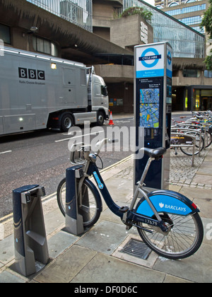 Fahrrad Verleih Station, Barbican, City of London, England, Vereinigtes Königreich Stockfoto