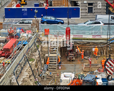 Ansicht der Crossrail Moorgate Baustelle, City of London, London, England, Vereinigtes Königreich Stockfoto