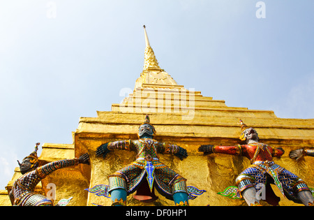 Hüterin der Wat Pra KEO Grand Palace, Bangkok, Thailand. Stockfoto