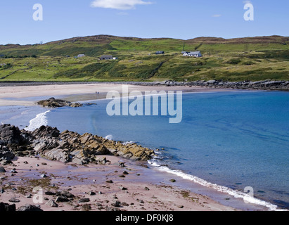 Entfernten Sandstrand, blaues Meer, Clashnessie Bay, Stoner Halbinsel, Assynt, Sutherland, Northwest HIghlands, Schottland, Vereinigtes Königreich Stockfoto