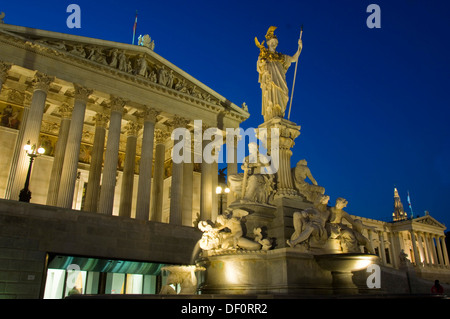 Österreich, Wien 1, Das Klassizistische Parlamentsgebäude eine der Wiener Ringstraße Wude von Theophil von Hansen Entworfen. Stockfoto