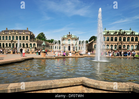 Touristisches Highlight Zwinger, Dresdner Zwinger, Touristenhighlight Zwinger, Dresden Zwinger Stockfoto