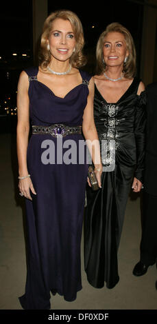 Begum Inaara Aga Khan und ihrer Mutter Renate Thyssen-Henne (l-R) in der Aids-Gala in Berlin im Jahr 2007. Stockfoto