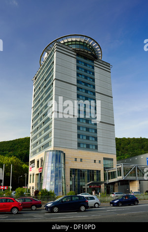 Hochhaus Hotel Arcadia mit Panorama-Restaurant, Thüringen, Suhl, Hochhaushotel Arcadia Mit Panoramarestaurant, Thüringen, Stockfoto