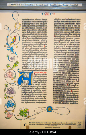 Gutenberg-Bibel Seite Faksimile, Gutenberg-Museum Mainz, Deutschland Stockfoto