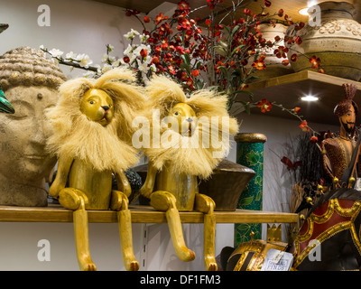 Zeigen Sie im Pier 1 Einfuhren, NYC an Stockfoto