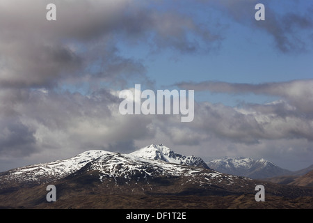 Ultra Sportler Caroline Williams auf Ben mehr in den schottischen Highlands. Stockfoto