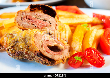 Selektiven Fokus auf die zwei Stücke von Fleisch Stockfoto