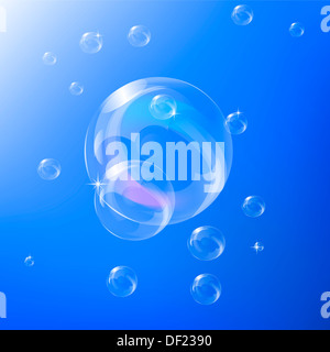 Transparenten Seifenblasen auf blauem Hintergrund Stockfoto