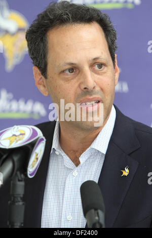 Watford, Hertfordshire, UK. 25. September 2013. Präsident Mark Wilf der Minnesota Vikings - hier für Sonntag NFL International Series Spiel 7 Vs Pittsburgh Steelers im Wembley-Stadion - auf einer Pressekonferenz im Grove Hotel, Watford, Hertfordshire, England - 25. September 2013 Foto von Keith Mayhew © KEITH MAYHEW/Alamy Live News Stockfoto