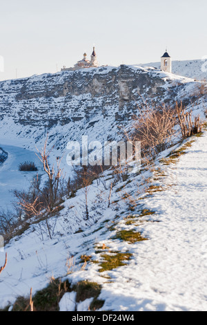 Winter Schnee Orhei Vechi Klosters in der Republik Moldau Stockfoto