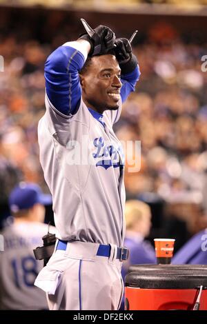 24. September 2013 - San Francisco, CA, Vereinigte Staaten von Amerika - 24. September 2013 San Francisco, CA... Los Angeles Dodgers Infielder Dee Gordon während der Aktion in einem Hauptliga-Baseball-Spiel gegen die San Francisco Giants im AT & T Park in San Francisco, Kalifornien. Die Dodgers gewann 2: 1 Daniel Gluskoter/CSM... Stockfoto