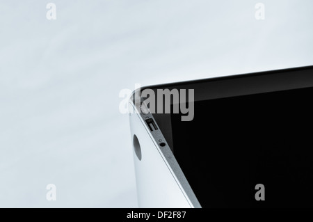 MacBook Air in verschiedenen Silhouette, Tastatur und Seite. Stockfoto