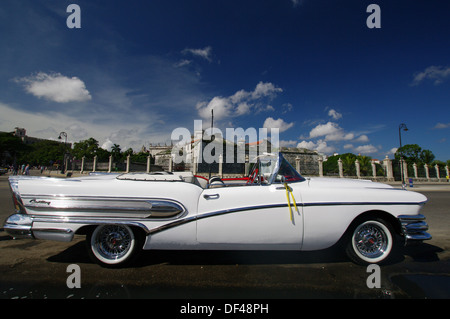 1950er Jahre Buick Century in Havanna, Kuba Stockfoto