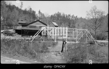 Hängebrücke Hund Creek auf der Autobahn von Joe Brown 279726 Stockfoto