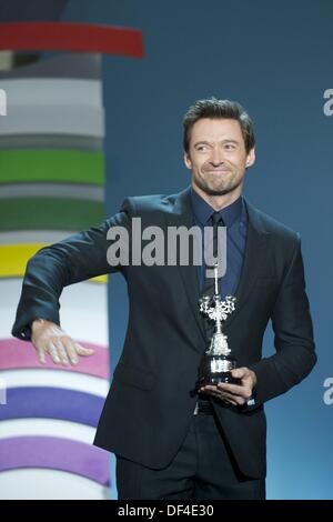 San Sebastian, Spanien. 27. September 2013. Australische Schauspieler Hugh Jackman erhält den Donostia Award auf der 61. Internationalen Filmfestspiele von San Sebastian am 27. September 2013 in San Sebastian, Spanien. Bildnachweis: Jack Abuin/ZUMAPRESS.com/Alamy Live-Nachrichten Stockfoto