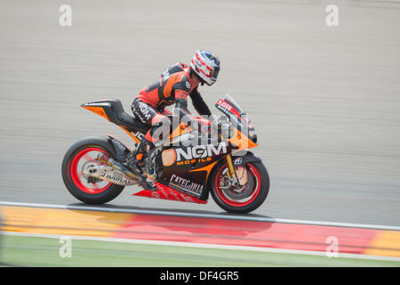 Teruel, Spanien. 27. September 2013. Amerikanische Fahrer, Colin Edwards, 39, versucht, ein gutes Ergebnis im Freien Training 2 in Aragon Motogp grand Prix in Alcañiz Circuit, Spanien am September 27, 2013 MGM Mobile FTR Kawasaky-Fahrer Colin Edwards wurde 17. in FT2 in Alcañiz Circuit, Teruel, Spanien. © José Díez Bey/Alamy Live-Nachrichten Stockfoto