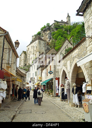 Die Touristenläden in Rocamadour, Frankreich Stockfoto