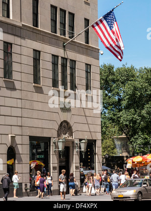 Bergdorf Goodman Department Store auf der Fifth Avenue, New York Stockfoto