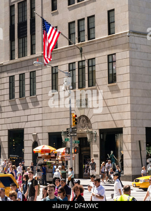 Bergdorf Goodman Department Store auf der Fifth Avenue, New York Stockfoto