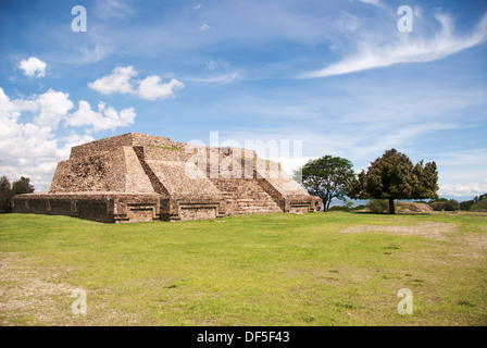 Monte Alban - die Ruinen der Zapoteken-Zivilisation in Oaxaca, Mexiko Stockfoto