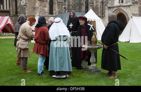 Michaelis-Messe im Krankenhaus von St. Kreuz Winchester UK 28. September 2013 Stockfoto